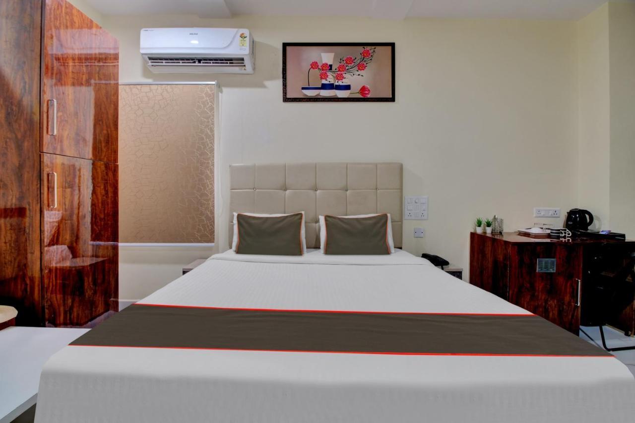 Collection O Hotel Mango Tree Khammam Esterno foto