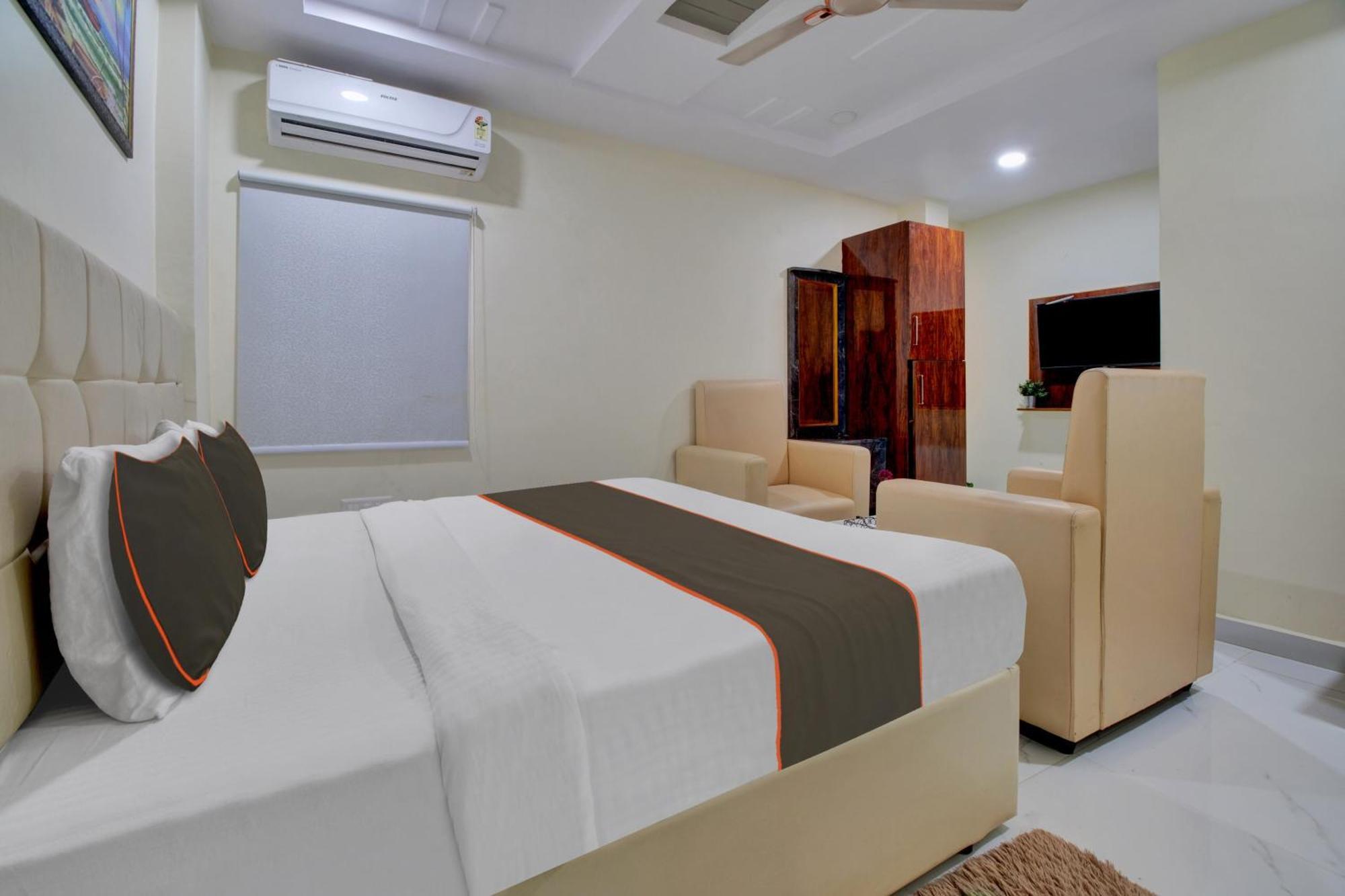 Collection O Hotel Mango Tree Khammam Esterno foto