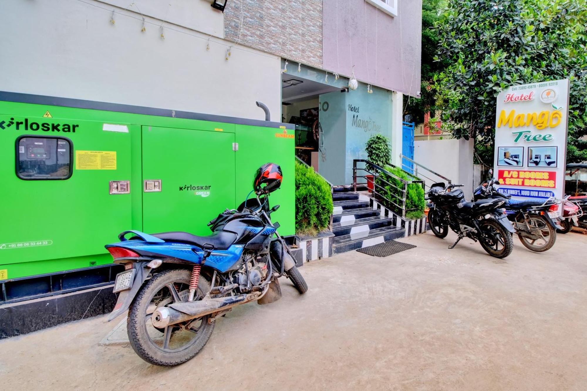Collection O Hotel Mango Tree Khammam Esterno foto