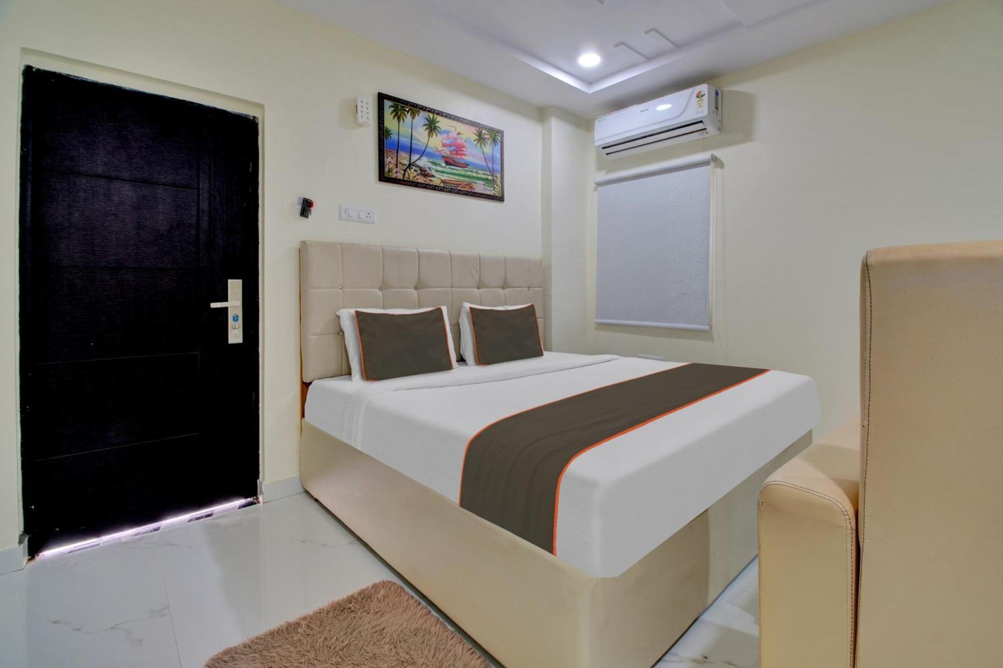 Collection O Hotel Mango Tree Khammam Esterno foto